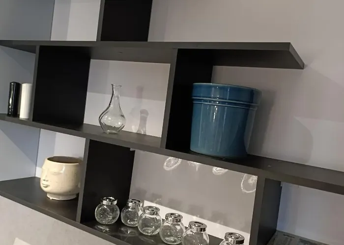 Spacious & Modern 3br-2ba * Warszawa