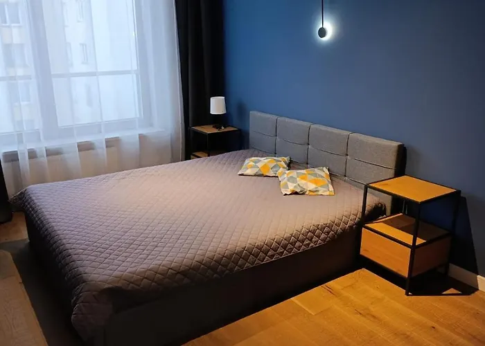 Spacious & Modern 3br-2ba Apartment Warsaw